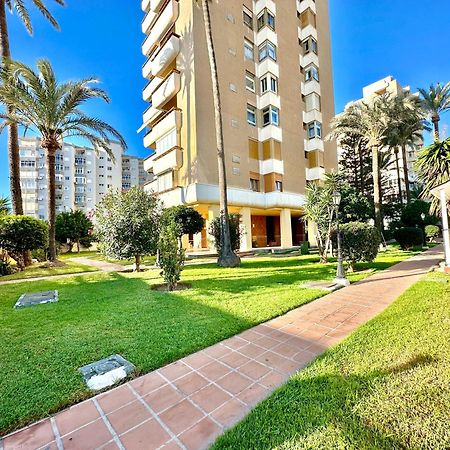 Gorgeous Apartment At The Sea In La Carihuela! Торемолинос Екстериор снимка