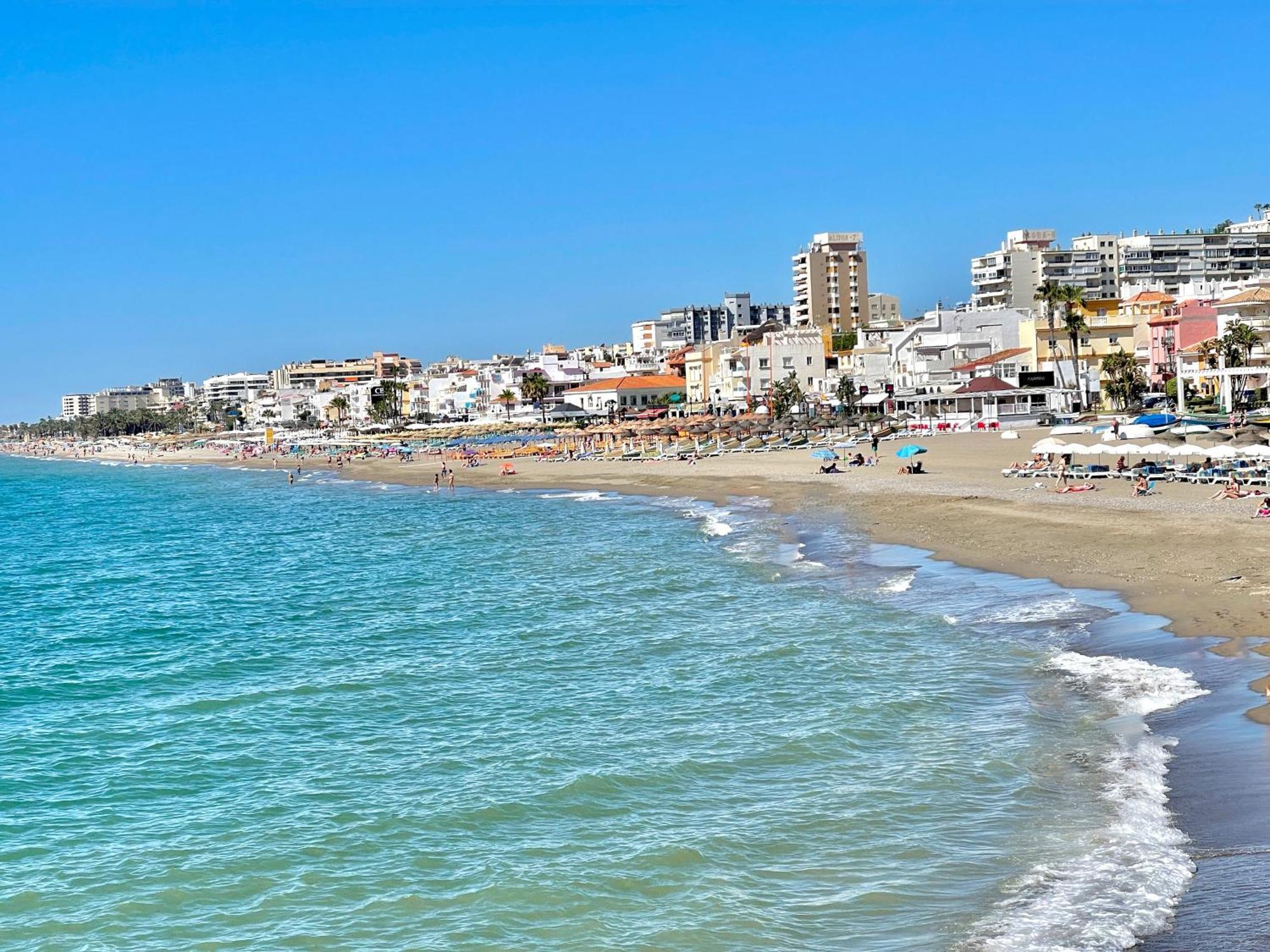 Gorgeous Apartment At The Sea In La Carihuela! Торемолинос Екстериор снимка