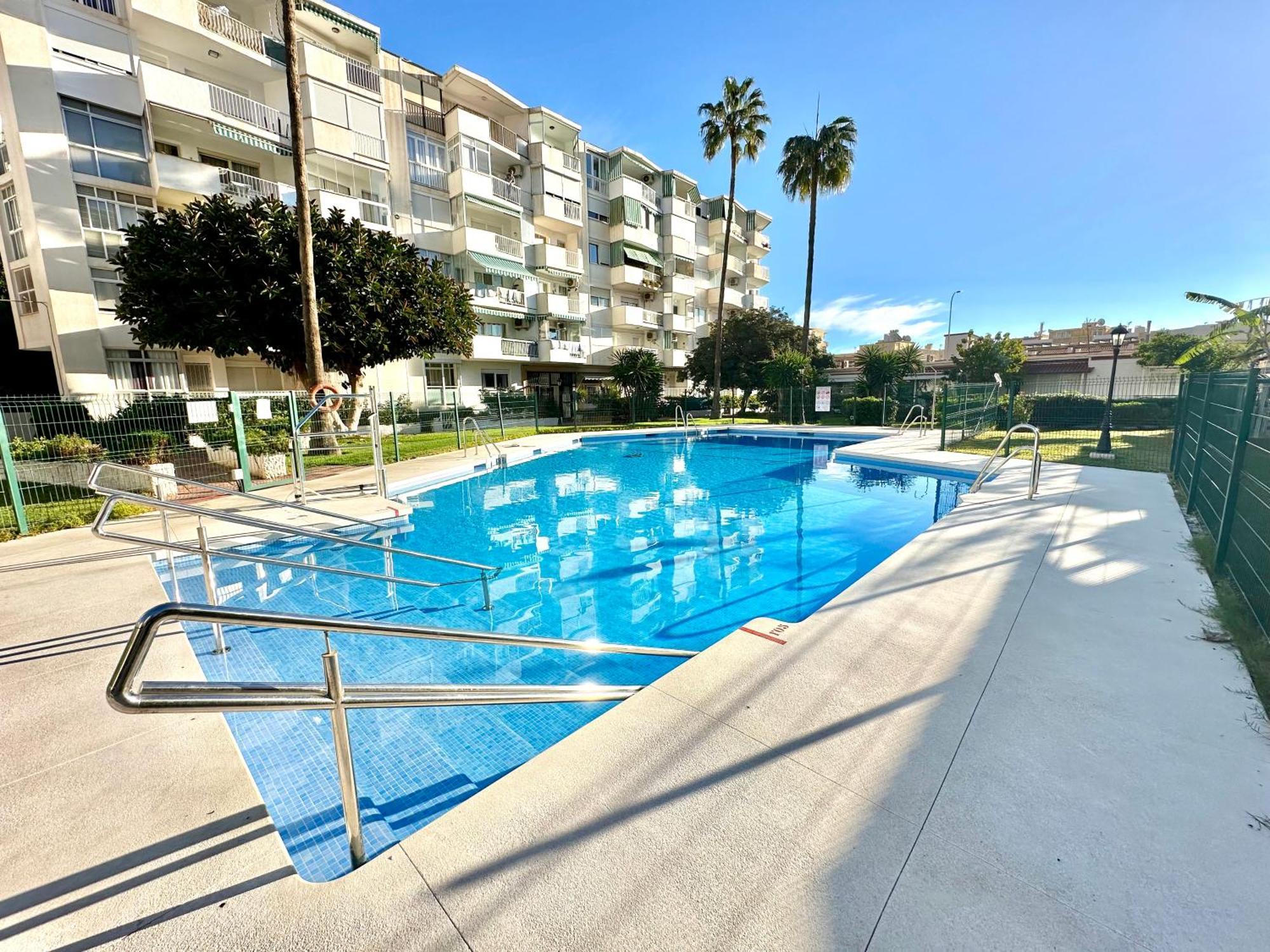 Gorgeous Apartment At The Sea In La Carihuela! Торемолинос Екстериор снимка
