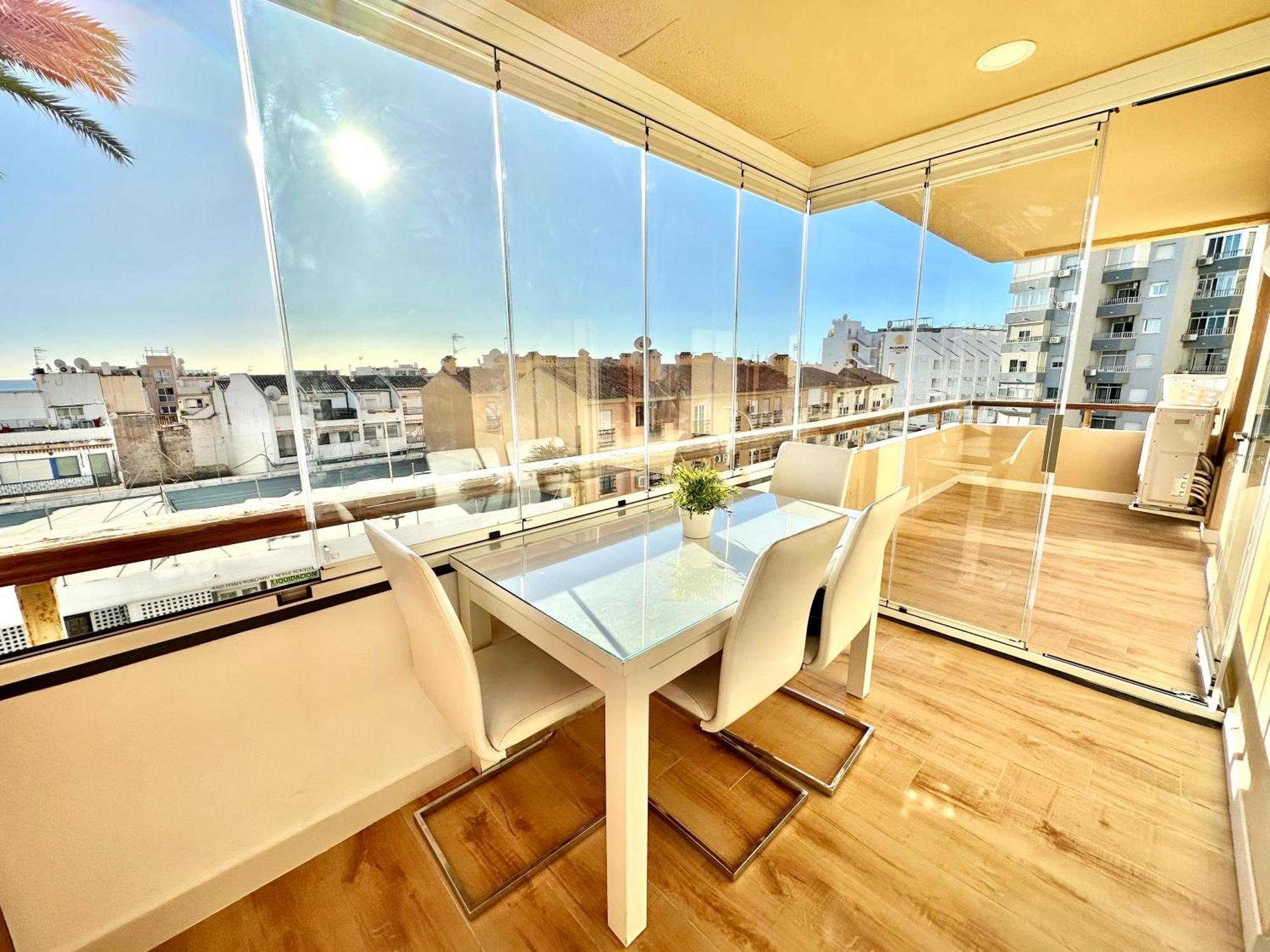 Gorgeous Apartment At The Sea In La Carihuela! Торемолинос Екстериор снимка