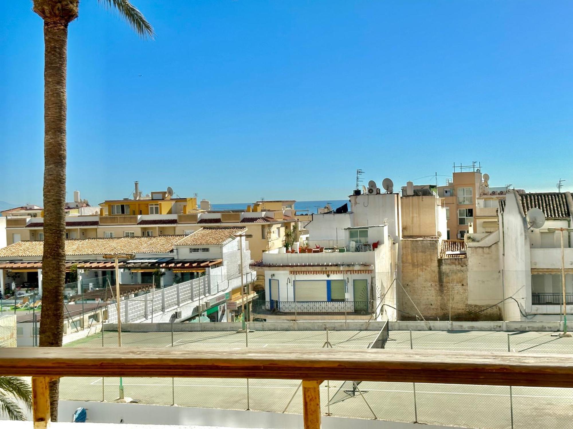 Gorgeous Apartment At The Sea In La Carihuela! Торемолинос Екстериор снимка