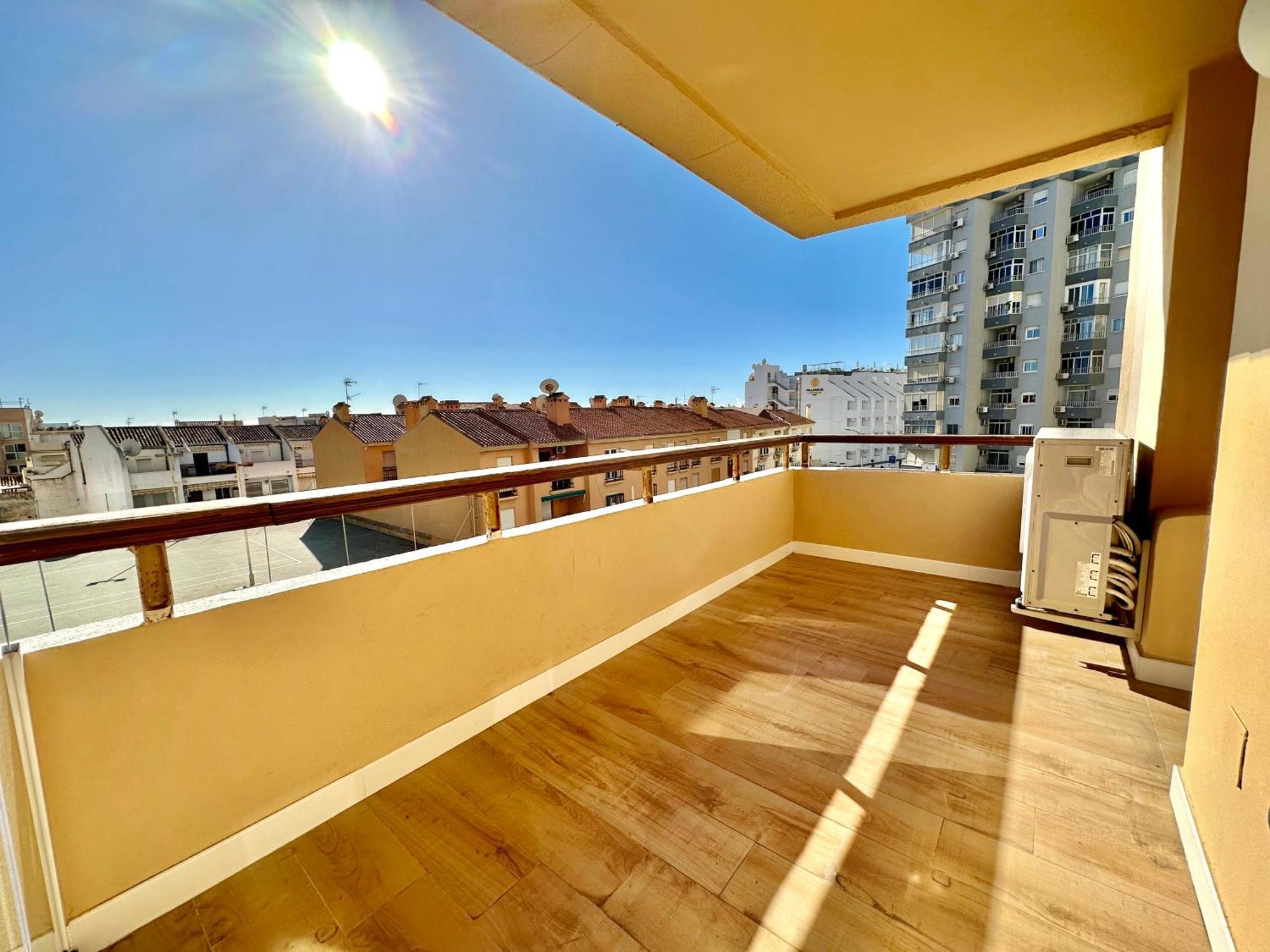 Gorgeous Apartment At The Sea In La Carihuela! Торемолинос Екстериор снимка