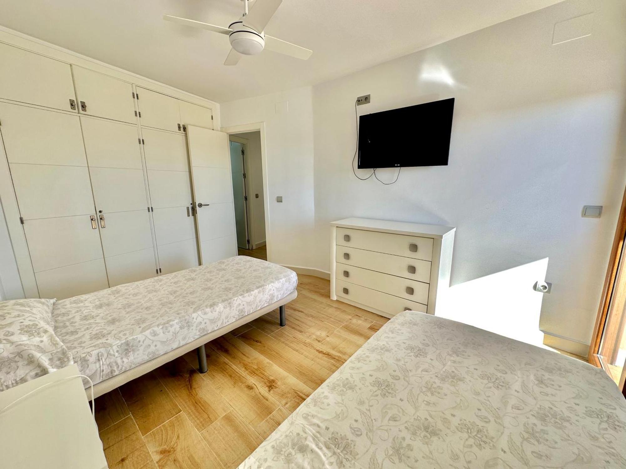 Gorgeous Apartment At The Sea In La Carihuela! Торемолинос Екстериор снимка
