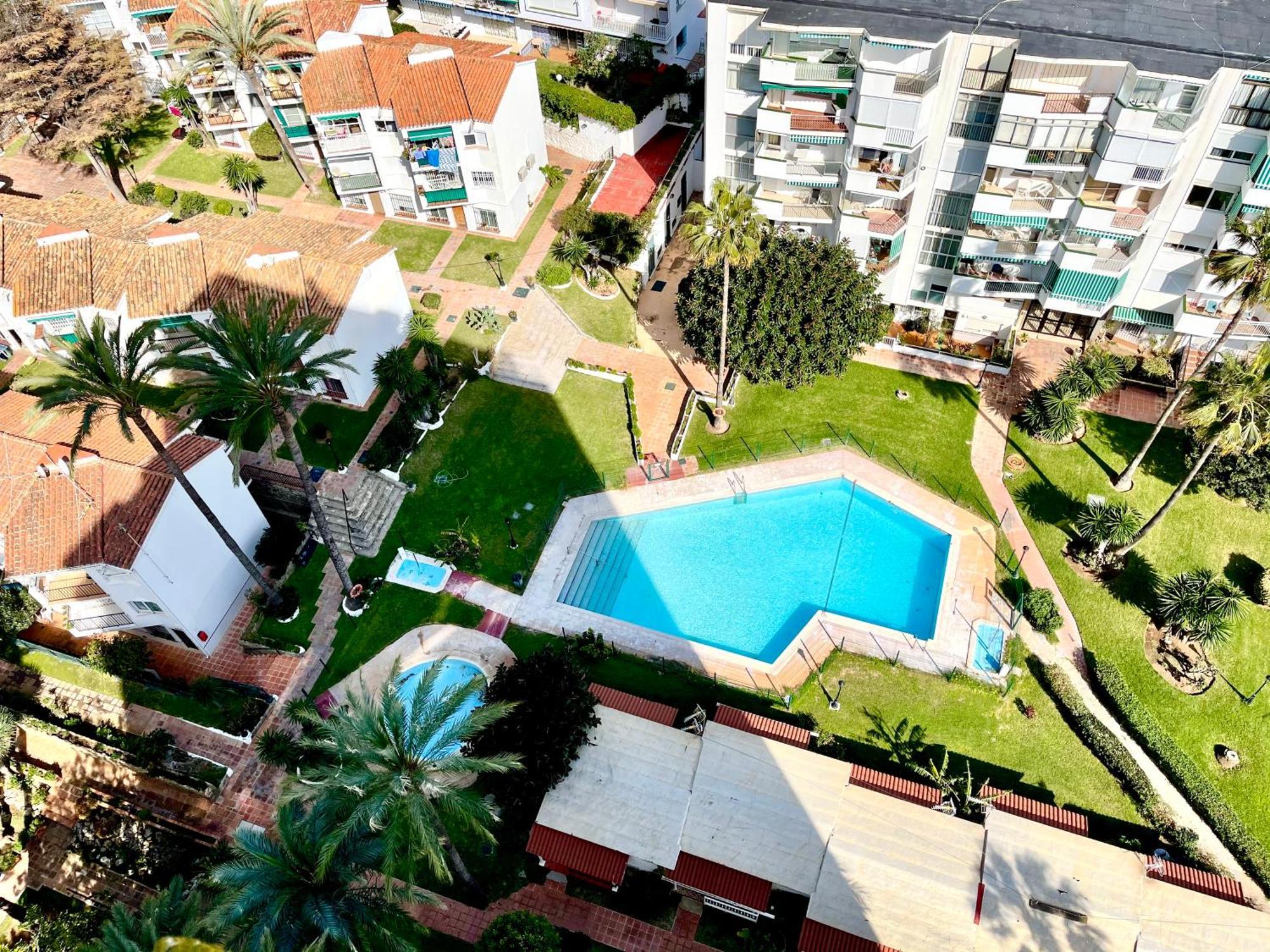 Gorgeous Apartment At The Sea In La Carihuela! Торемолинос Екстериор снимка